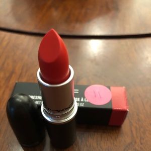 Mac full size lipstick color is dozen carnations